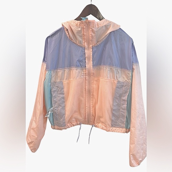 Windbreakers Size XL - Picture 9 of 16